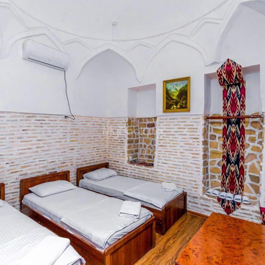 בוקורו Umar Hotel In The Old City מראה חיצוני תמונה